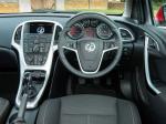 Vauxhall Astra SRI Turbo 2012 года